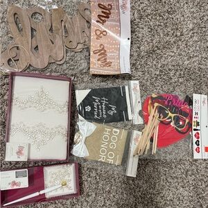 Elegant Wedding Party Supplies Set with White and Gold Accents